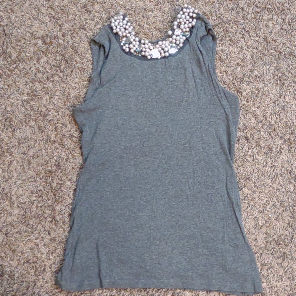 Bobeau grey tank with pearl neck line